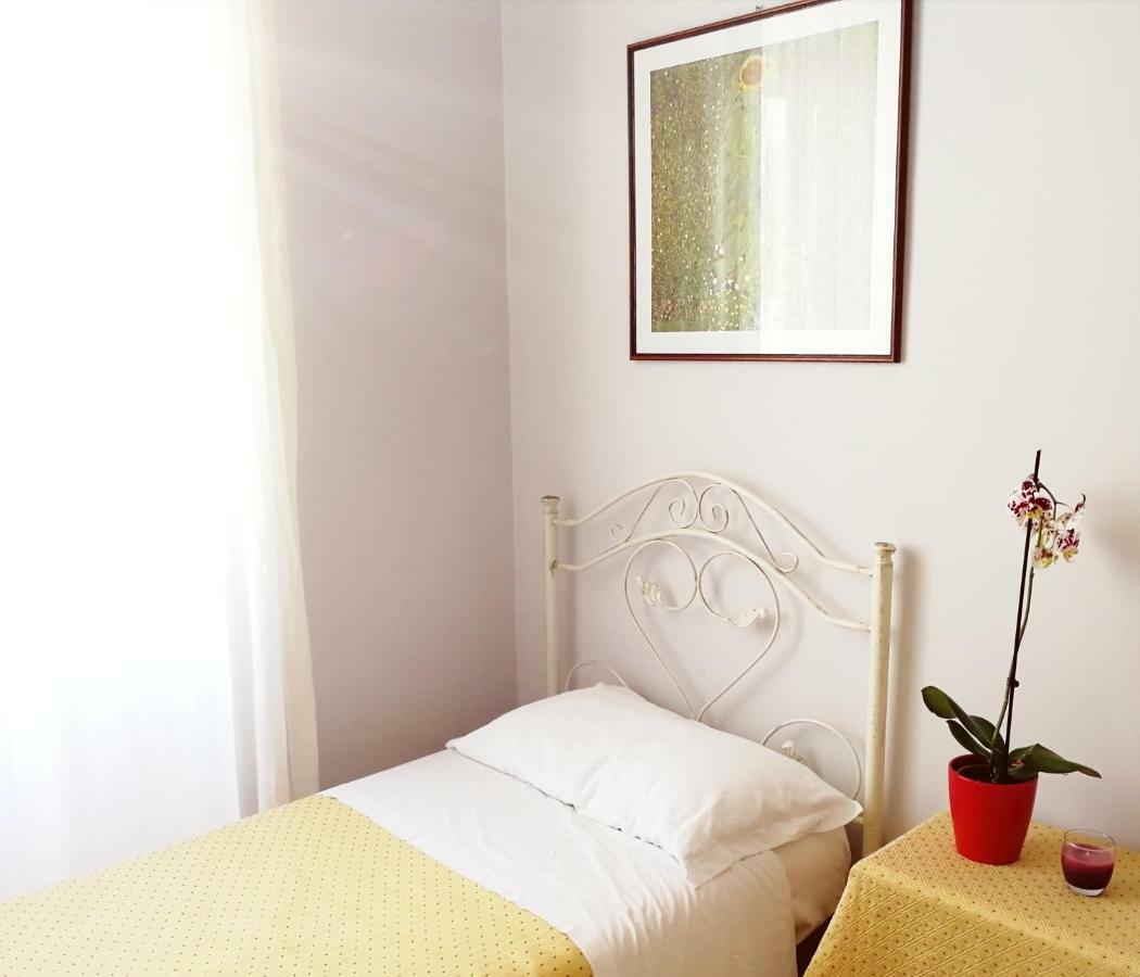 B&B Faro Bianco Otranto Exterior photo